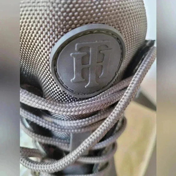 Tommy Hilfiger Poma Combat Boots Womens 9 M Gray Lace Up - Picture 6 of 6